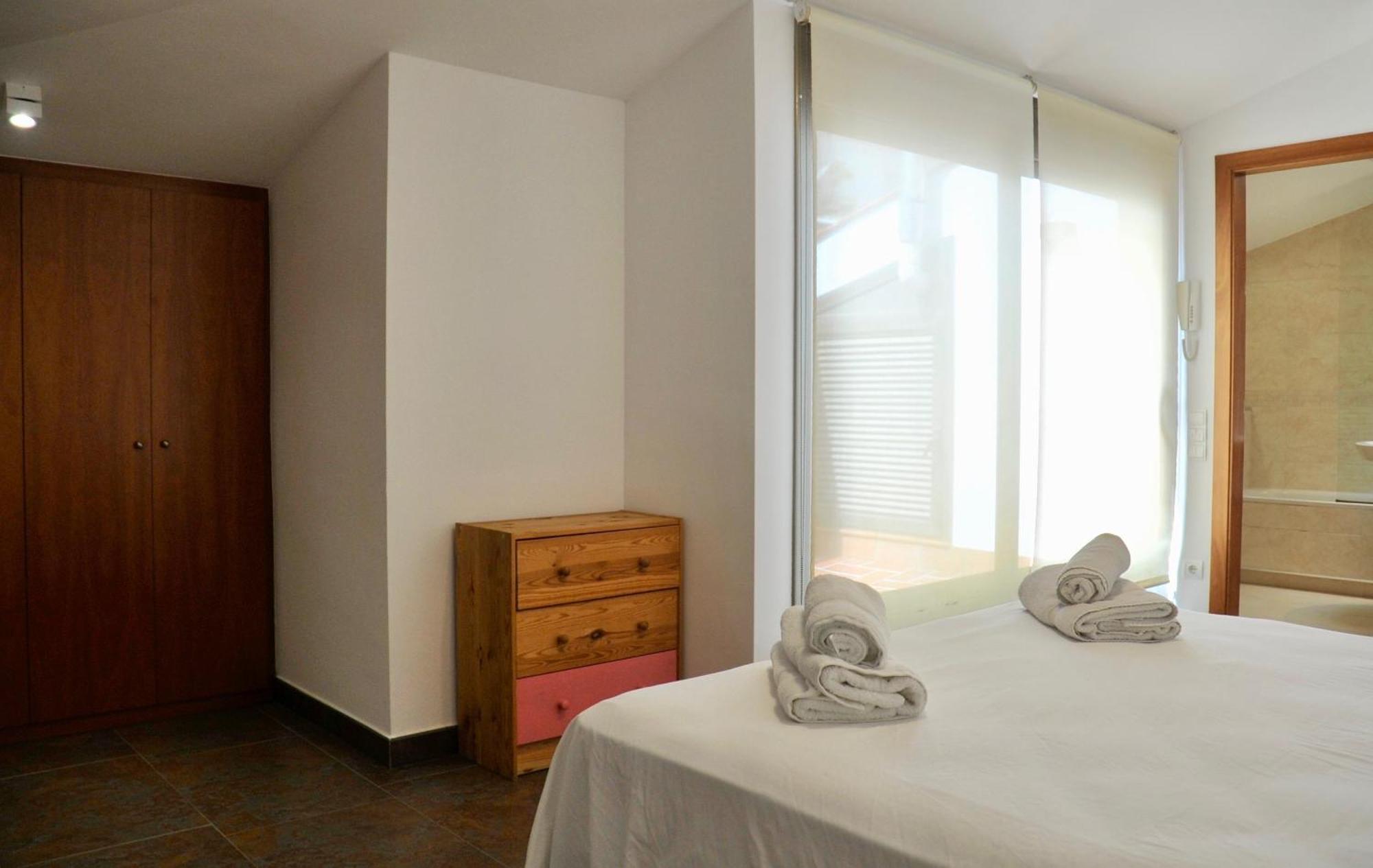 Residential Tourist Apartments カルデス・デストラック エクステリア 写真