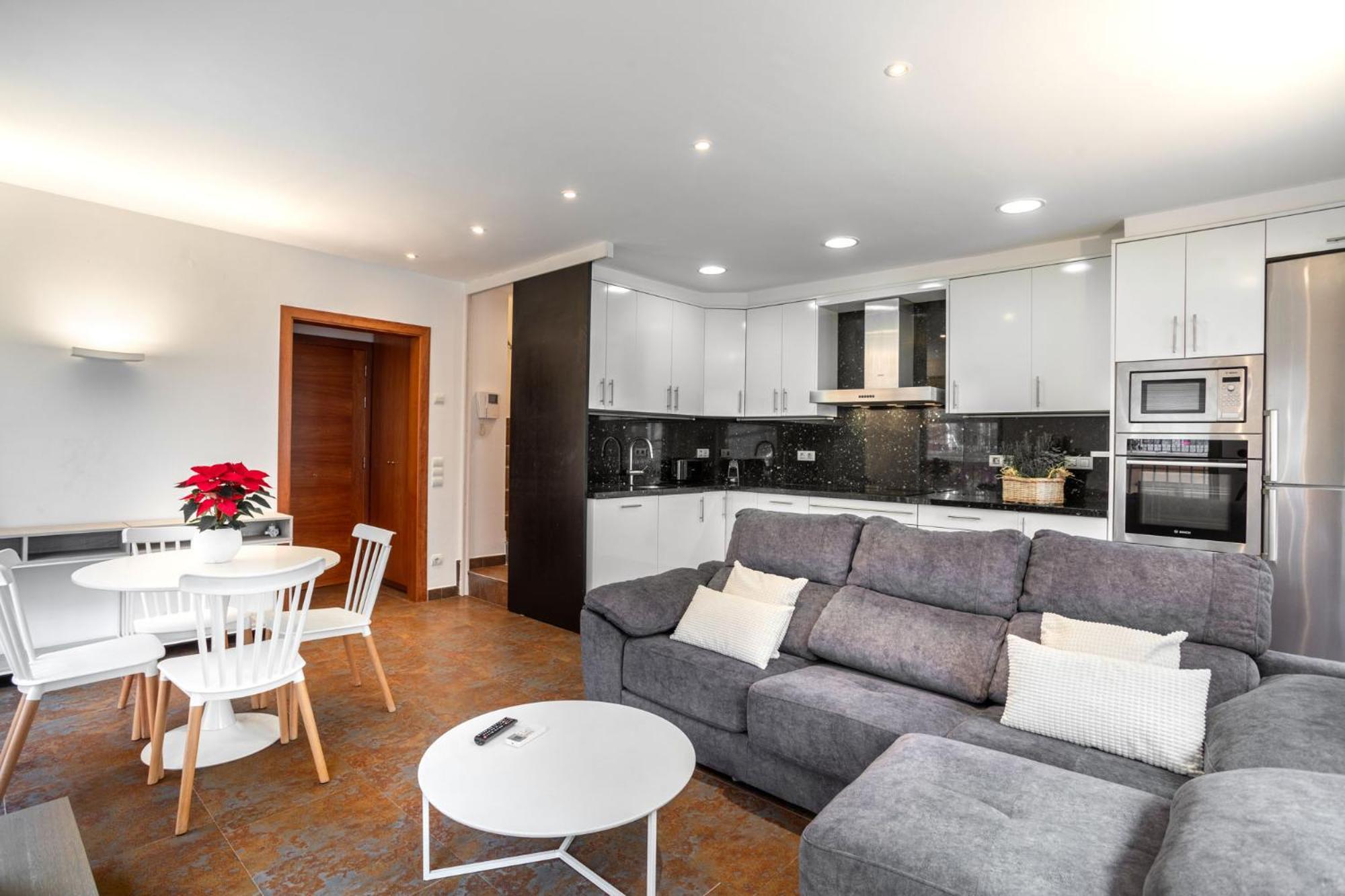 Residential Tourist Apartments カルデス・デストラック エクステリア 写真