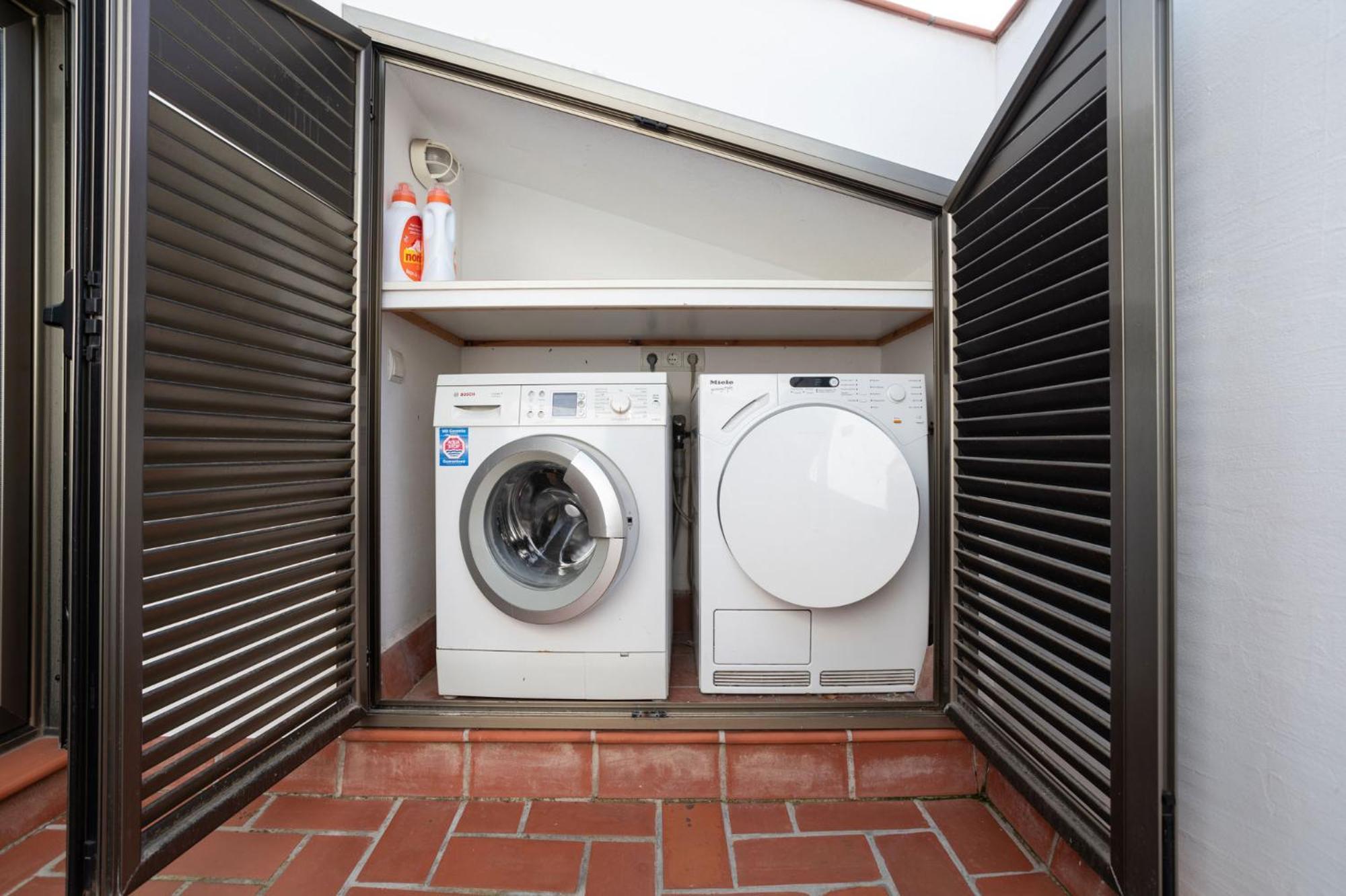 Residential Tourist Apartments カルデス・デストラック エクステリア 写真