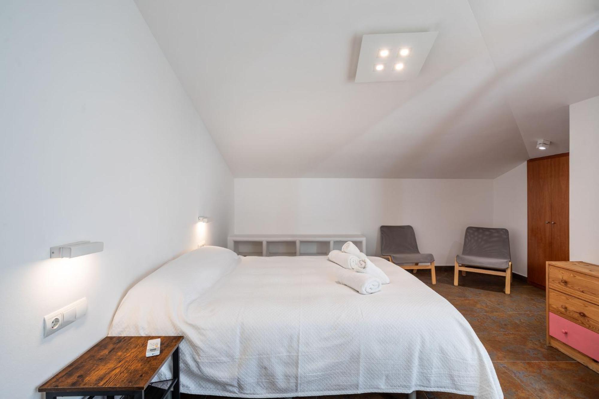 Residential Tourist Apartments カルデス・デストラック エクステリア 写真