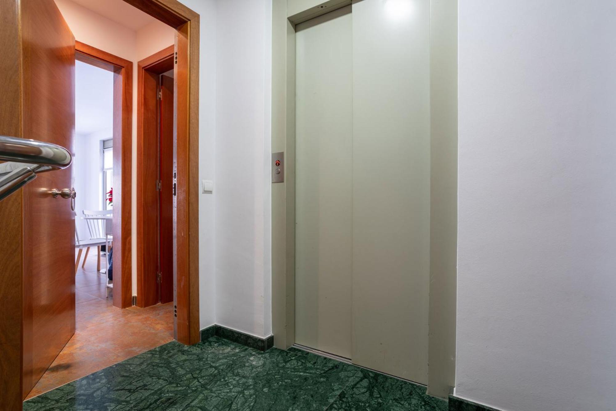 Residential Tourist Apartments カルデス・デストラック エクステリア 写真